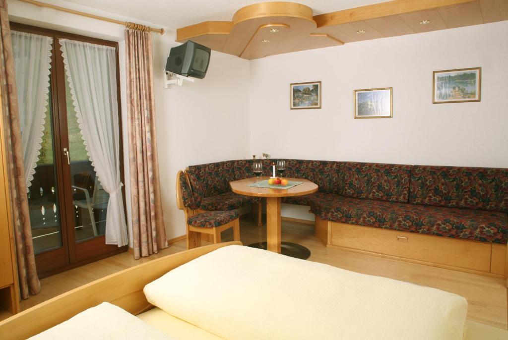 Gaestehaus Ortner Liesing Quarto foto