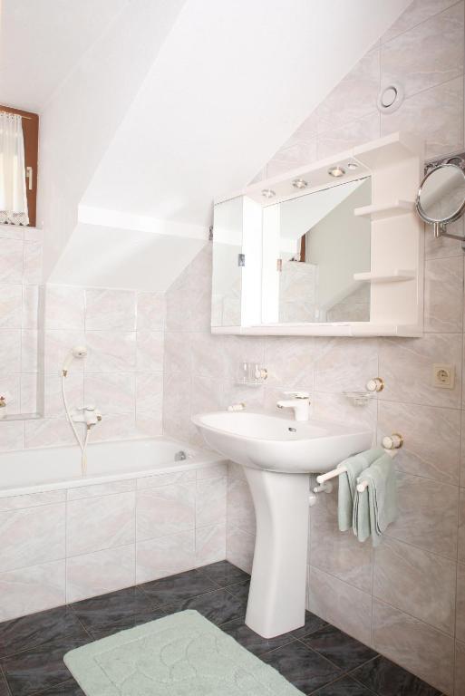 Gaestehaus Ortner Liesing Quarto foto